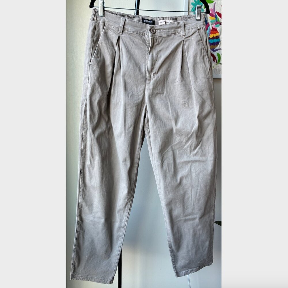 BCBGeneration Gray/Light Brown High Rise Barrel Leg Pant